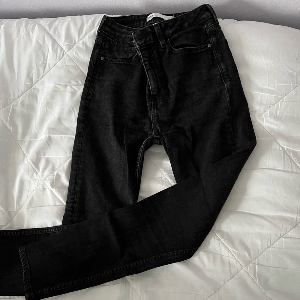 Black jeans Zara